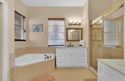 Villa Private Pool/Spa close to Disney Free Grill! - Foto 32