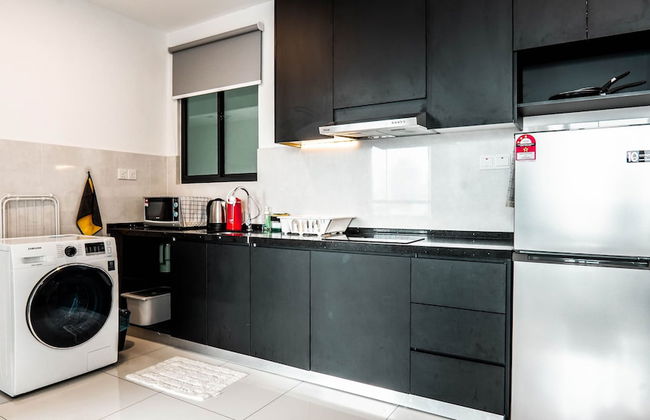 Greenfield Residence at Bandar Sunway - Photo 20