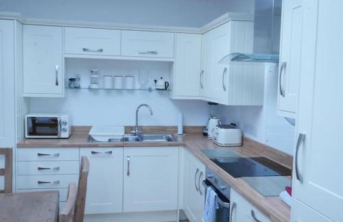 Apartment with Roof Terrace - Centre of Yarmouth - Photo 14