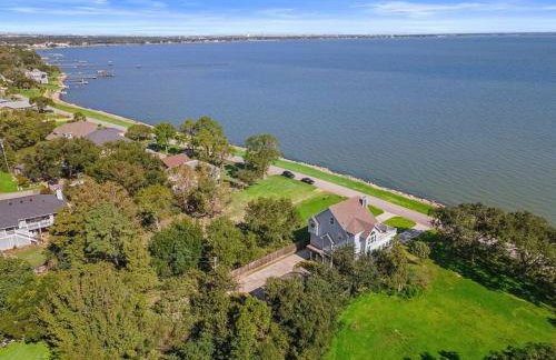 Stunning bayfront home with spacious deck and incredible Galveston Bay views - Foto 58