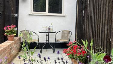 The Old Forge - Photo 2, Garden