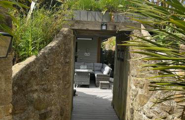 Caesars Lodge with Heated Swim Spa & Waterfall Gardens - Foto 80