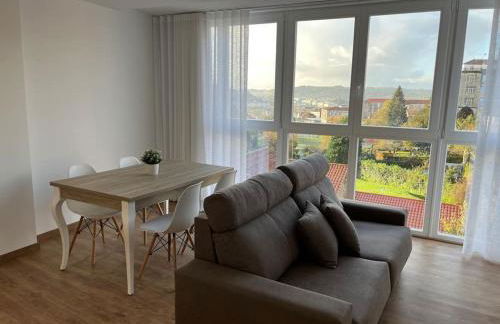 Apartamento céntrico con vistas - Photo 1