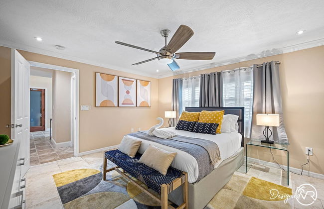 8BR Villa with Heated Pool Near Beach - Foto 4