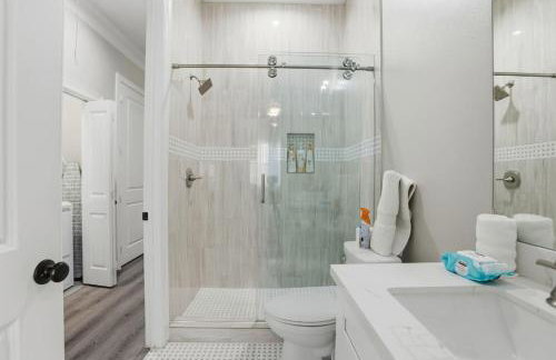 O14B Single-Story 2BR Townhome with King Beds Private Gym - Foto 18