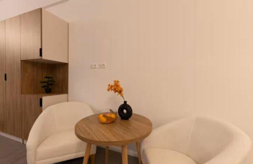 Jomi Stays Berlin - Kudamm - Foto 11