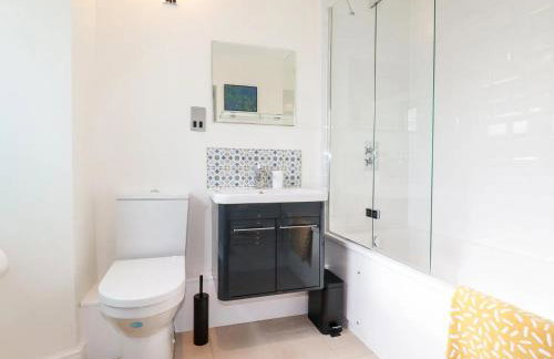 Pandora Cottage Charming Seaside Escape, Newlyn, Sleeps 4 - Photo 20