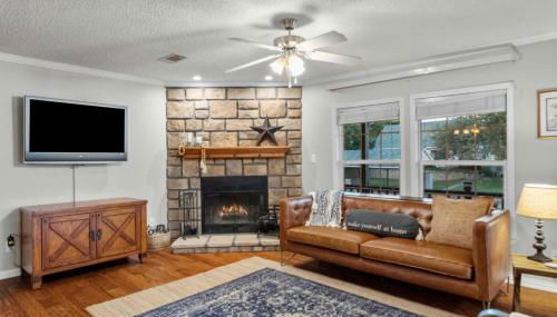 Lakefront Haven about 6 Mi to Historic Granbury Square - Foto 3