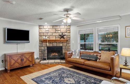 Lakefront Haven about 6 Mi to Historic Granbury Square - Foto 3