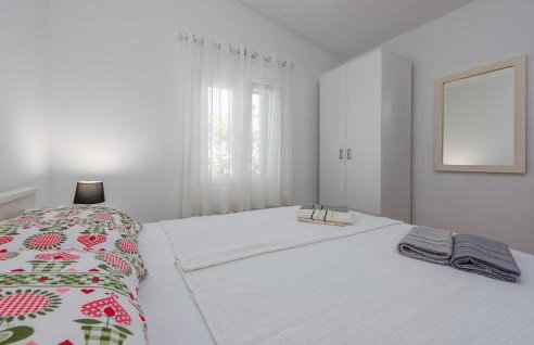 1 Bedroom Nice Home In Potocnica - Foto 20