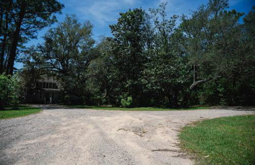 Secluded Waterfront Retreat for 23 - Dock Pets OK - Photo 126