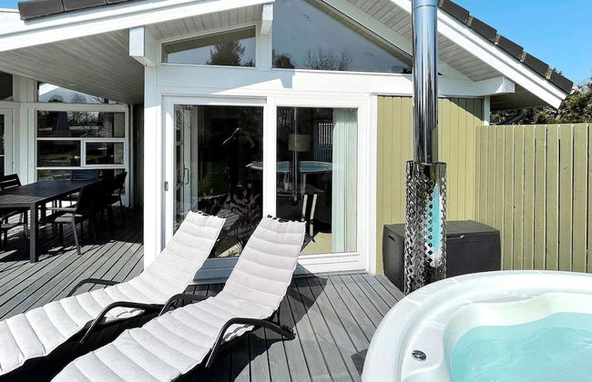 8 Person Holiday Home in Dronningmolle - Foto 12