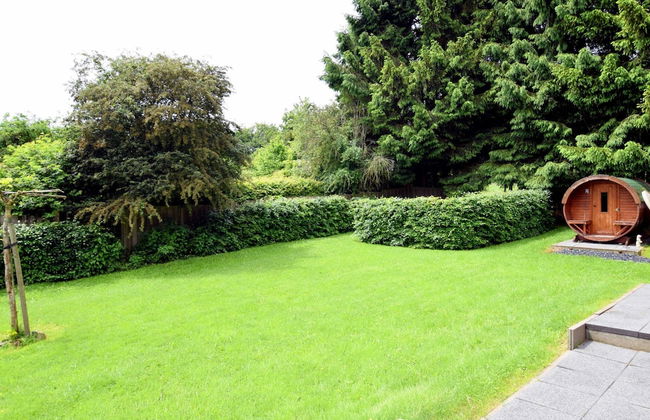 Charming Holiday Home in Gouvy with Hot Tub - Photo 25