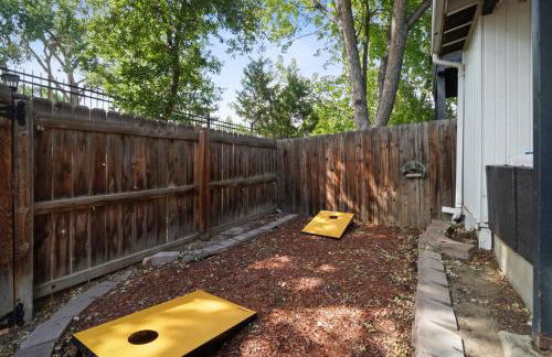 Vibrant and spacious 3 level home by park - Foto 17