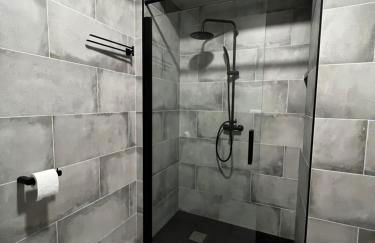 Apartment near the port, City Of Arts and 10min to the beach - Foto 8