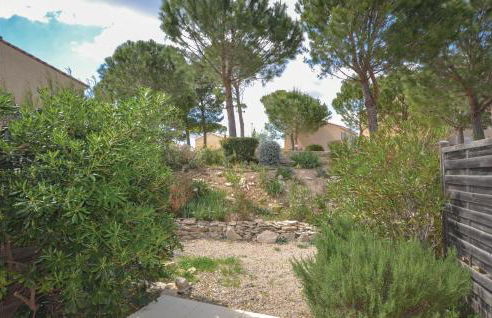 Cozy Home In Calvisson With Kitchen - Photo 25