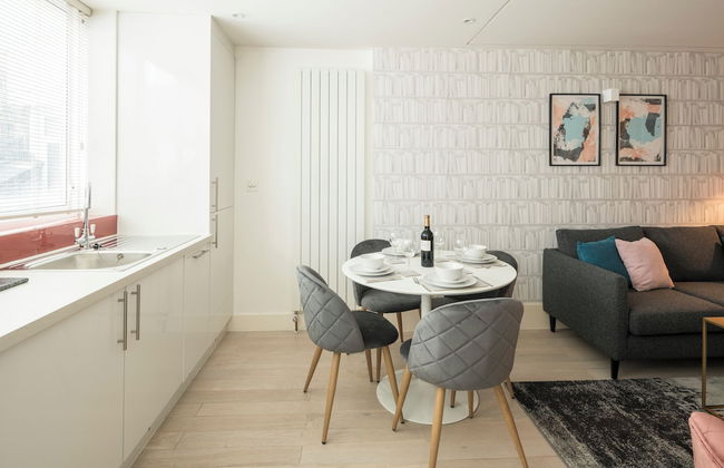 Fitzrovia by Viridian Apartments - Photo 20