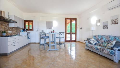 Gorgeous Home In Laureana Cilento - Photo 3