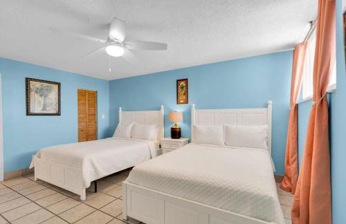 Andros - Spacious 2x2 Waterfront Condo - Photo 17