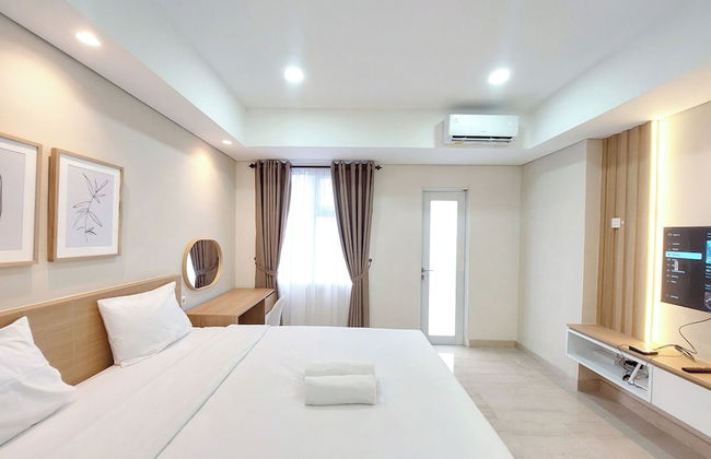 Good Deal and Strategic Studio at Podomoro City Deli Medan Apartment - Foto 5