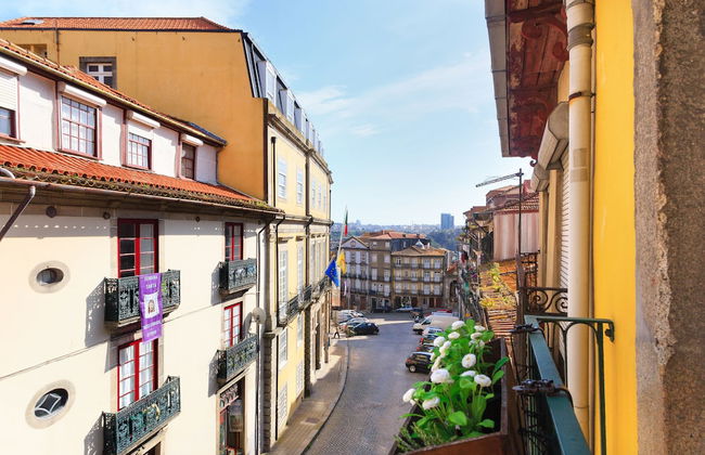 Bright 3BR Flat w/ AC in City Center by LovelyStay - Photo 89