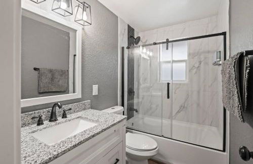 Central Huge Duplex - Sleeps 16 - Foto 25