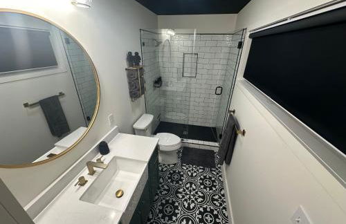 Gorgeous Modern Chalet In The Woods - Foto 31