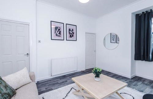 Presented by LTJ PrimeKey Properties - NEW! 7 Bed plus Sofa Bed - Perfect for Contractors - Foto 23