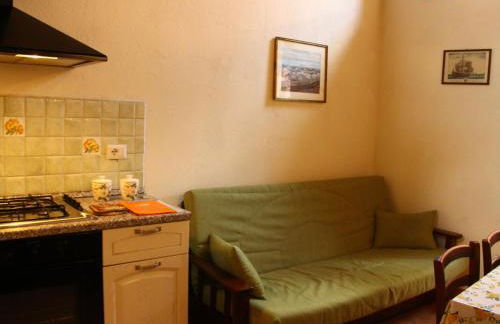 Holiday Home in Mulazzo With Natural Pond - Foto 6