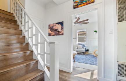 Midtown Flight Deck: 2BR Gem - Foto 23