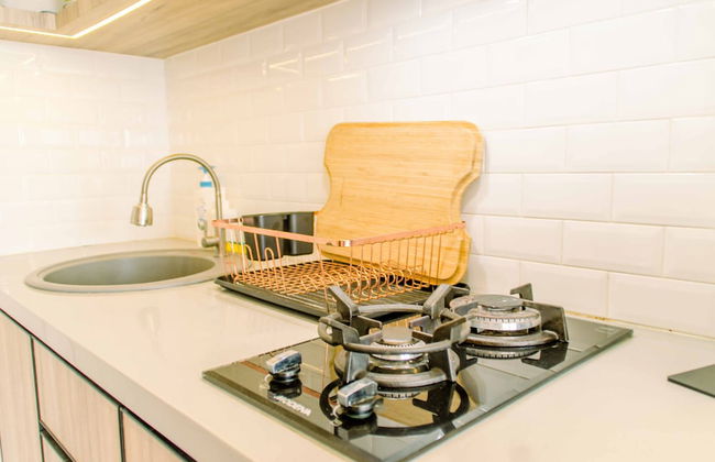 Simple and Cozy Living Studio Room at Poris 88 Apartment - Foto 4