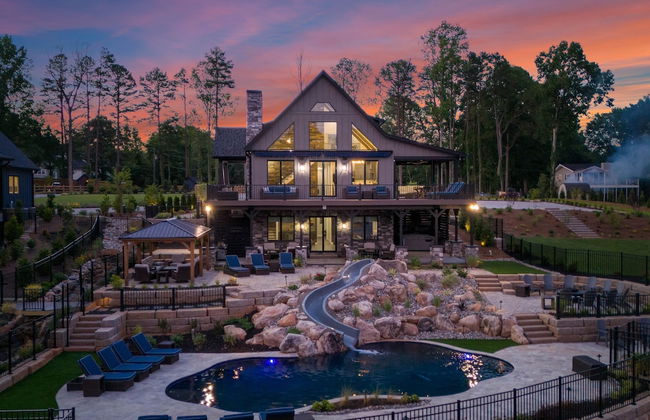 Gray Fox Lodge by Avantstay Waterslide Pool Theater Sleeps 23 - Foto 71