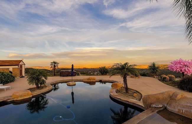 Colina by Avantstay Secluded Mountain Top Oasis w/ Pool, Hot Tub & Putting Green! - Foto 116