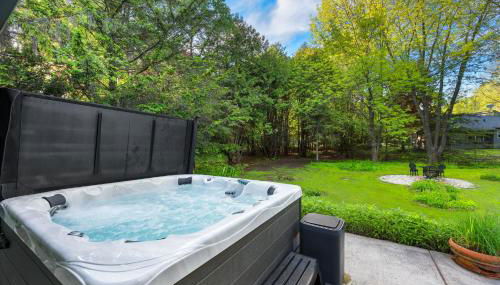 Scandia - Hot Tub, Arcade, Dog-Friendly, and Walk to Marina! - Foto 2