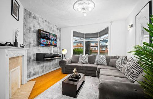 Stylish Three Bedroom House - Accommodates 7 - Parking - Garden - Recently Renovated 162S - Foto 1