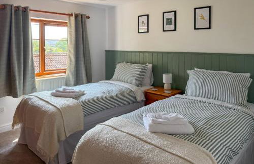 The Swallows - Uk50177 - Foto 5