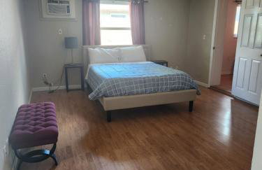 Spacious cozy 3 bedroom waterfront house at port Richey - Foto 9