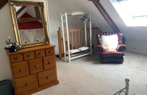 Brittany Countryside Retreat 3 Bedrooms Sleeps 6 Pet Friendly Heated Swimming Pool Free Wifi - Foto 46