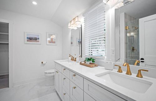 Newly Renovated Coastal Cottage - Downtown Beaufort - Foto 16