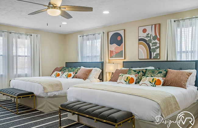 8 BR Heated Pool & Soccer Field - Photo 7