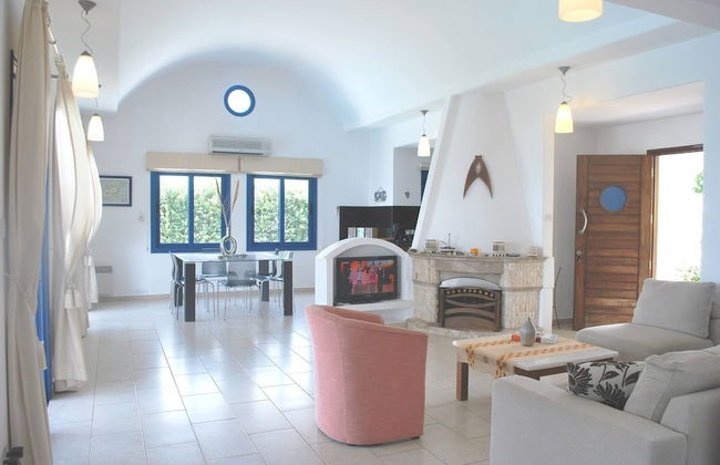 Sea Front Villa, Heated Private Pool, Amazing Location Paphos 323 - Foto 22