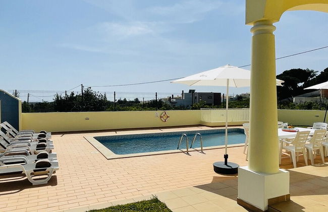 Lara Lima CIP - Photo 33