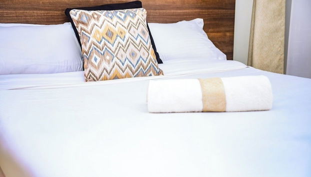 Lux Suites Father's Hub Apartments - Foto 4, Habitación