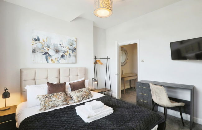 Deluxe 7 Bedroom Property in Solihull - Foto 34