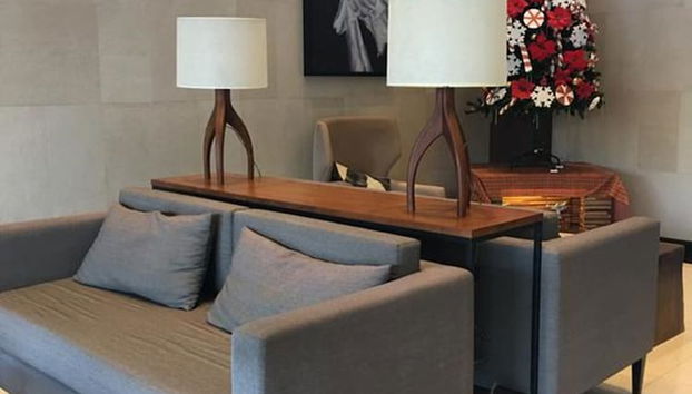 Coin salon dans le hall