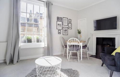 The Apartment, Bath - Photo 11