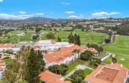 Luxury Villas at Omni La Costa Resort & Spa - Photo 32