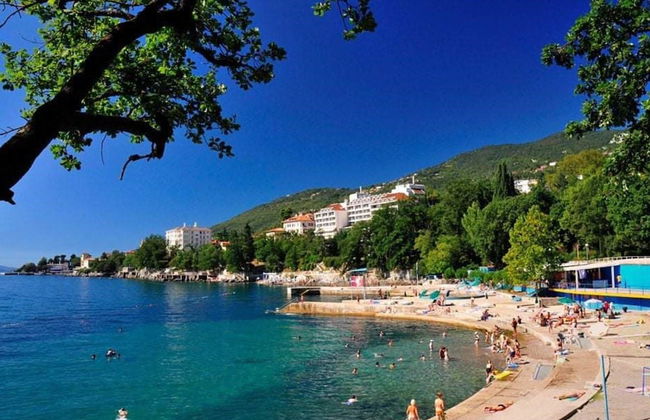 Charming Apartment With Sea Views and Shared Pool - Foto 11