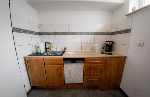 Yello Homes - großes Apartment - Am Waldrand, 15 min bis Nürnberg Messe, für 8 Personen, 2 WC's - Foto 10