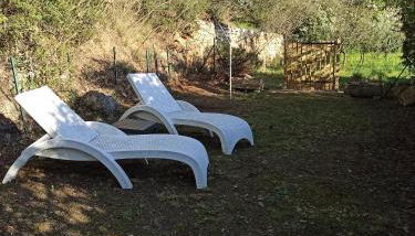 Notre Cabanon en Provence - Foto 3, Garden, sunbed, Garden view